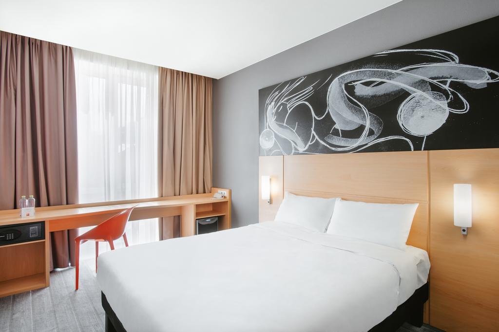 Ibis Moscow Oktyabrskoye Pole Hotel Kültér fotó